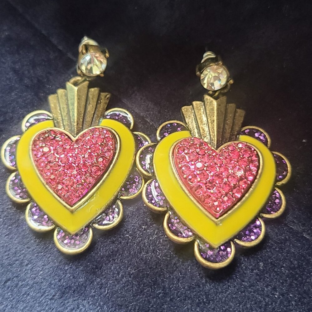 Vintage(early 2000s) Betsy Johnson Sacred Heart Dangle Earrings